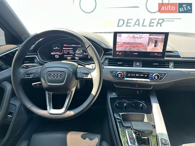 Седан Audi A4 2024 в Києві