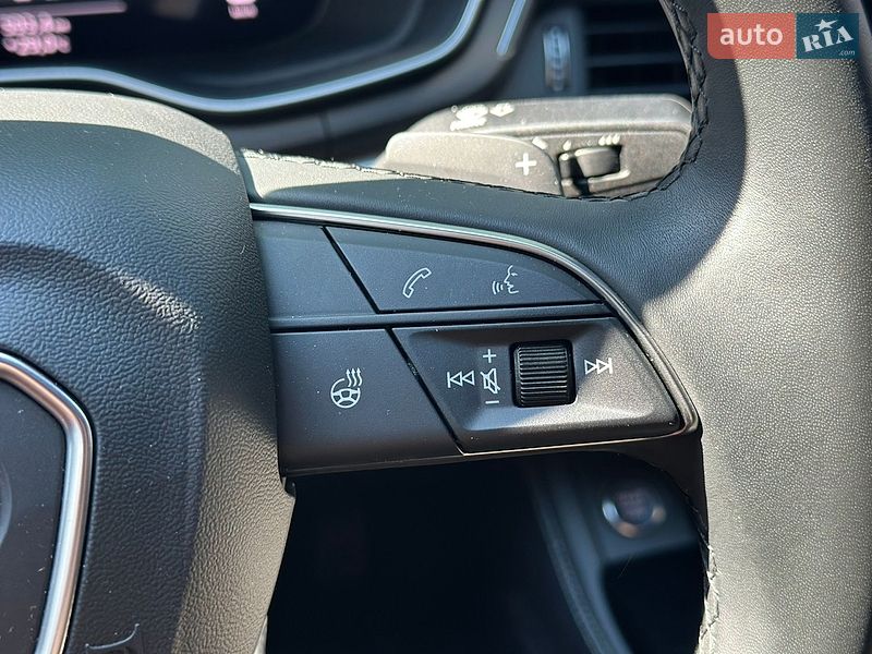 Седан Audi A4 2024 в Києві