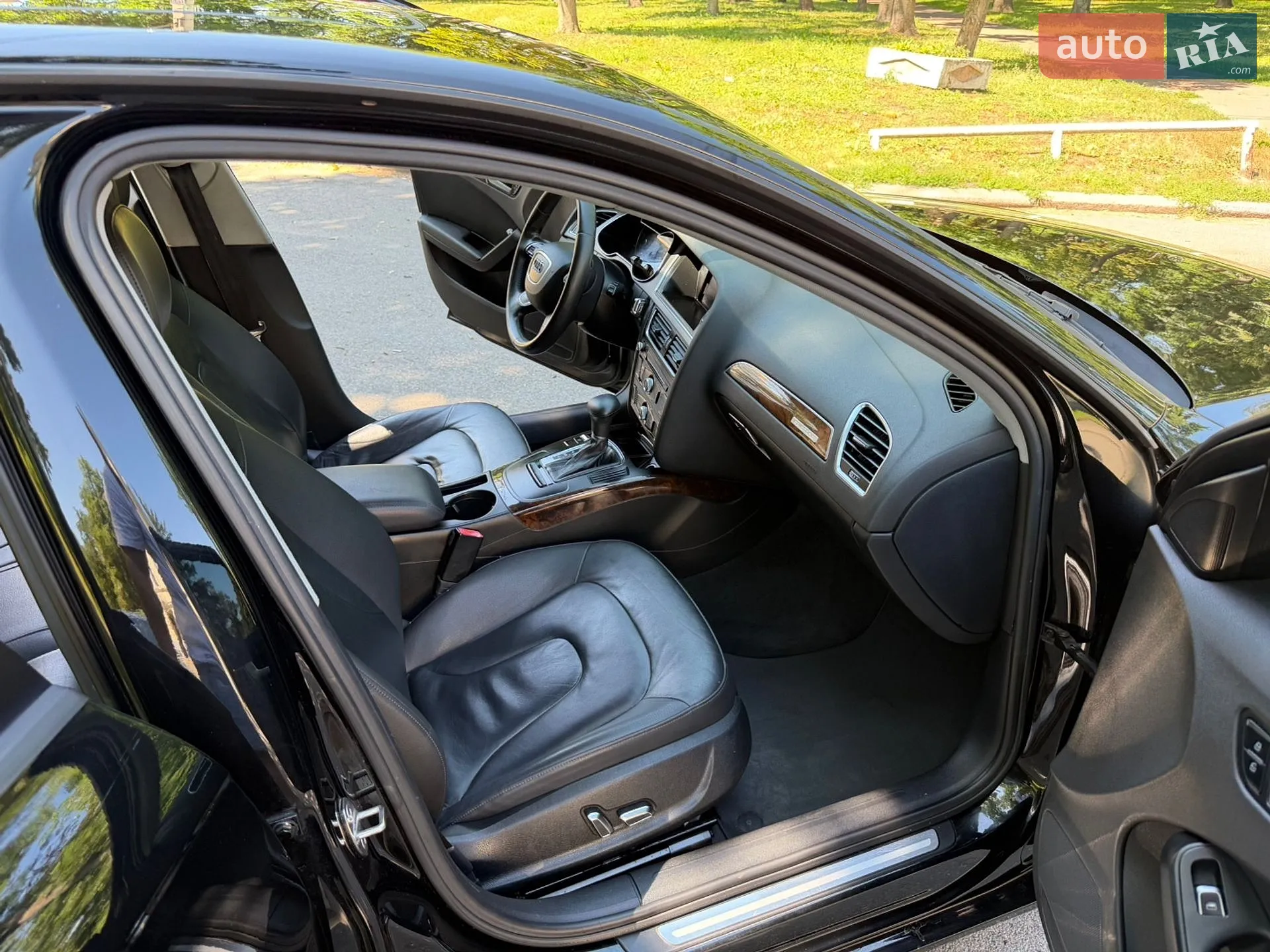 2012 Audi A4 - мініатюра 18