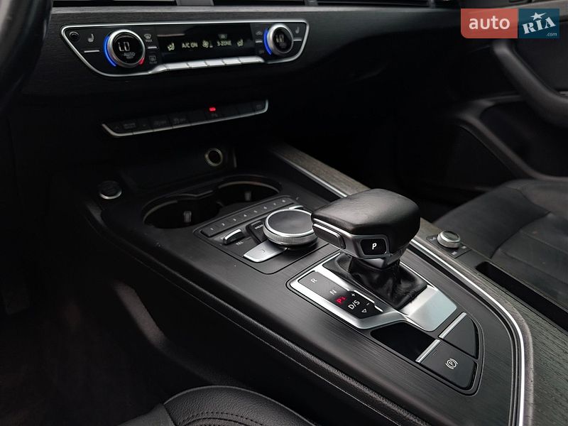 Седан Audi A4 2017 в Дрогобыче