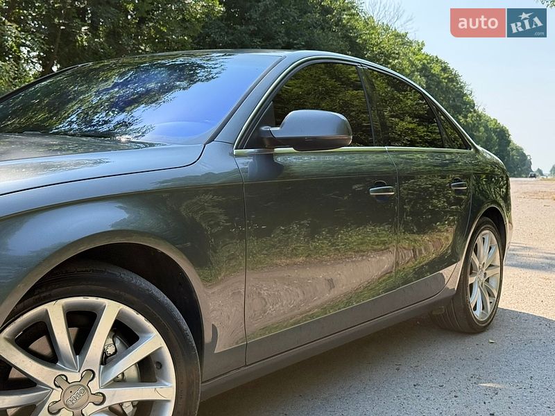 Седан Audi A4 2013 в Тернополе