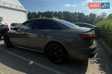 Седан Audi A4 2022 в Киеве