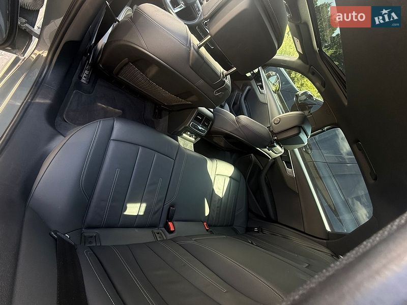 Седан Audi A4 2022 в Киеве