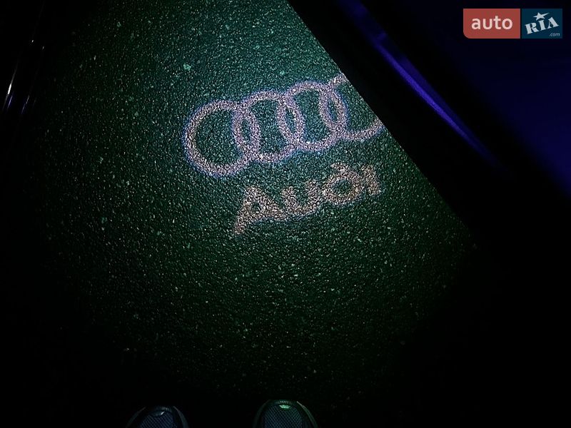 Седан Audi A4 2016 в Івано-Франківську