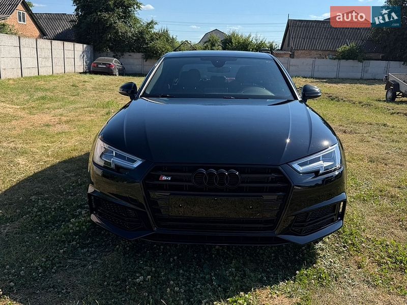 Седан Audi A4 2017 в Пирятине