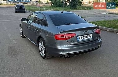 Седан Audi A4 2015 в Вінниці