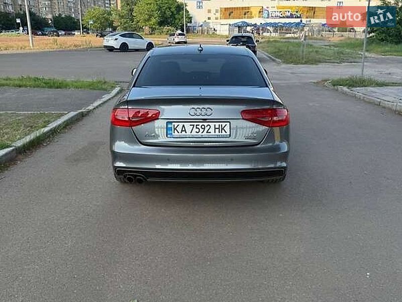 Седан Audi A4 2015 в Вінниці