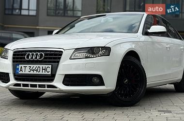 Седан Audi A4 2010 в Ивано-Франковске