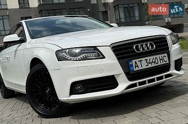 Седан Audi A4 2010 в Ивано-Франковске