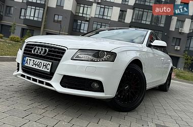 Седан Audi A4 2010 в Ивано-Франковске