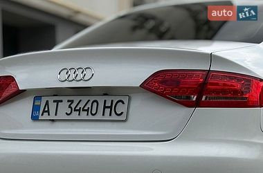 Седан Audi A4 2010 в Ивано-Франковске