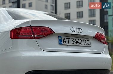 Седан Audi A4 2010 в Ивано-Франковске
