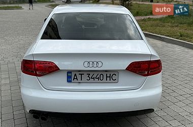 Седан Audi A4 2010 в Ивано-Франковске