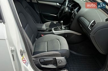 Седан Audi A4 2010 в Ивано-Франковске