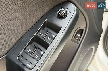 Седан Audi A4 2010 в Ивано-Франковске