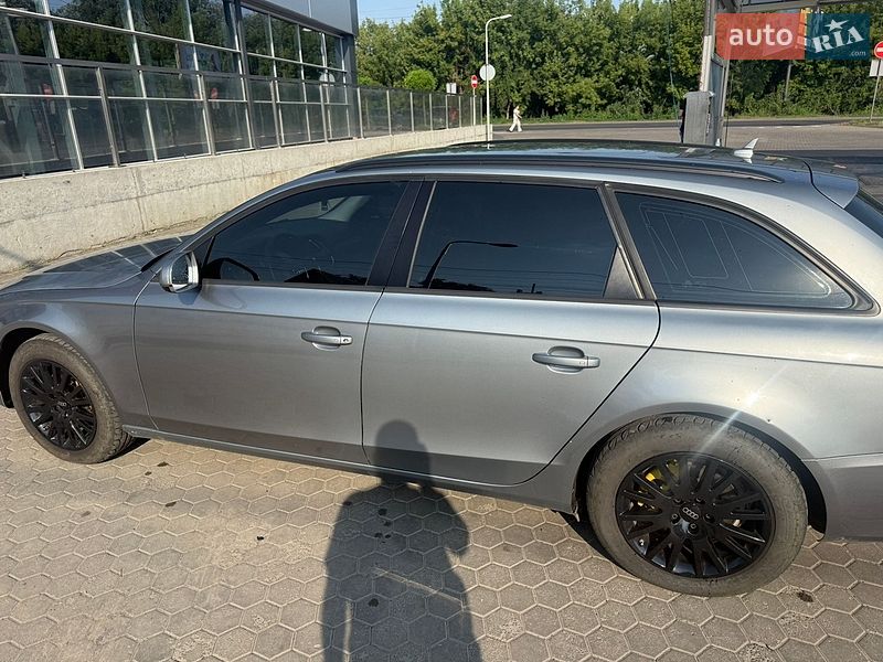 Універсал Audi A4 2011 в Луцьку