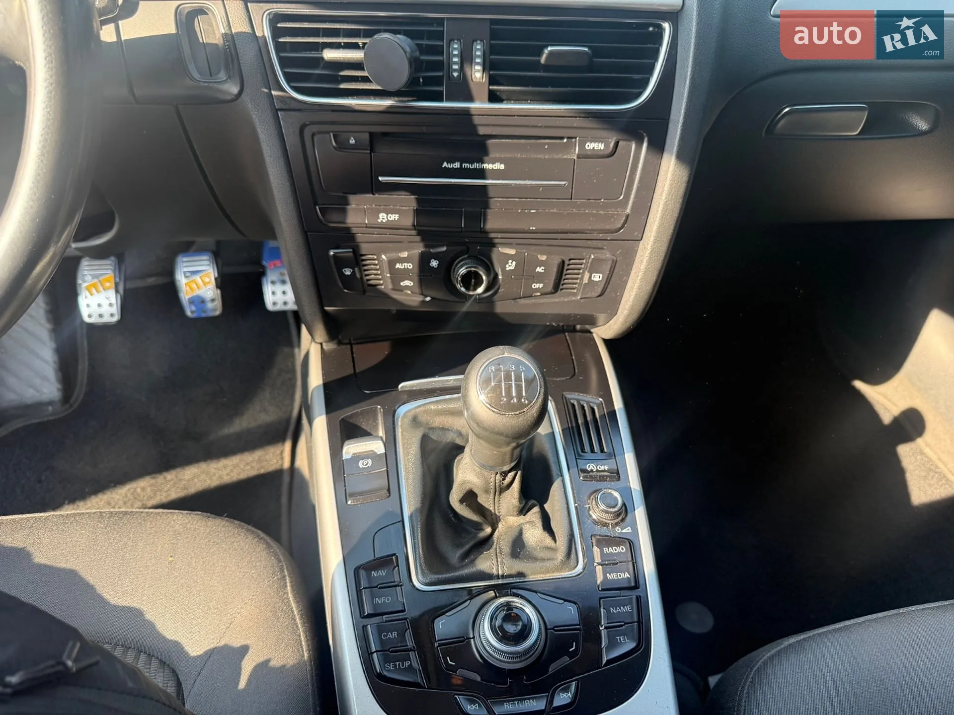 2011 Audi A4 - мініатюра 10