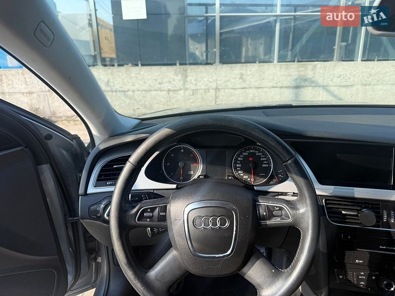 Універсал Audi A4 2011 в Луцьку