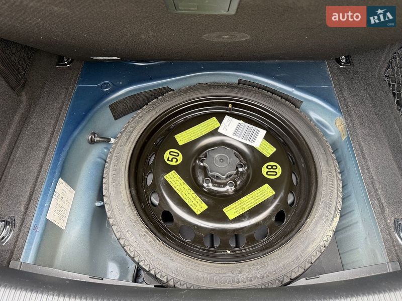 Седан Audi A4 2014 в Львове