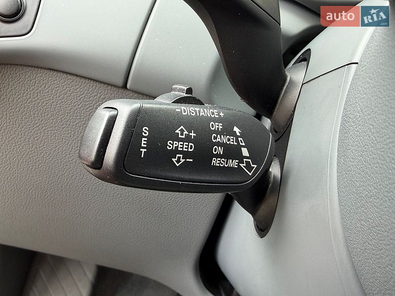 Седан Audi A4 2014 в Львове