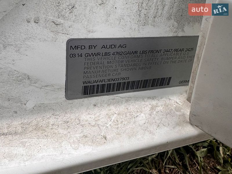 Седан Audi A4 2014 в Буче