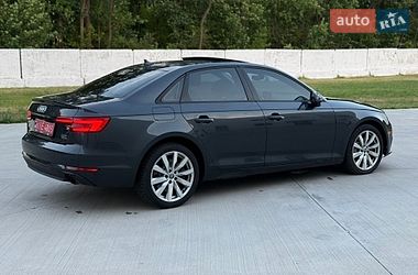 Седан Audi A4 2017 в Луцьку
