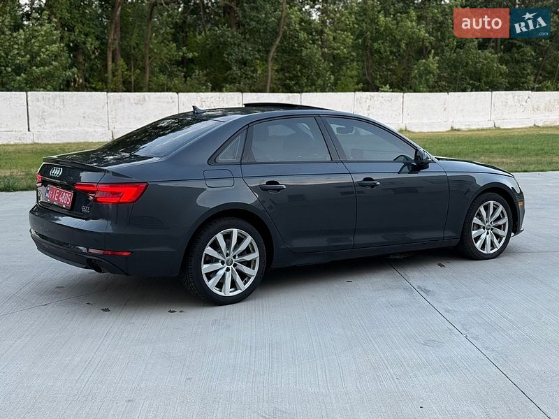 Седан Audi A4 2017 в Луцьку