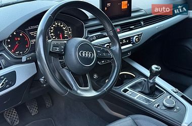 Седан Audi A4 2017 в Луцьку