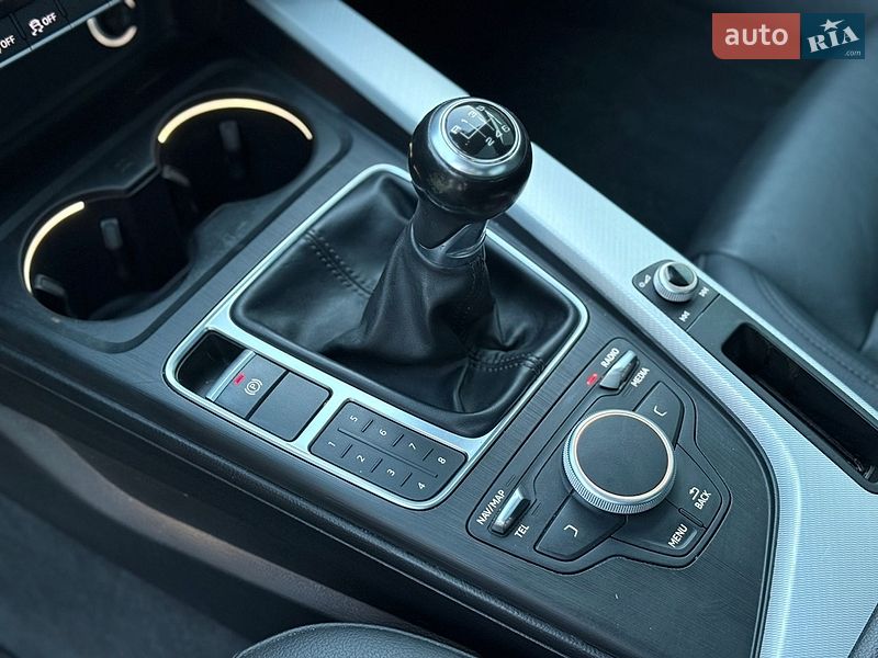 Седан Audi A4 2017 в Луцьку