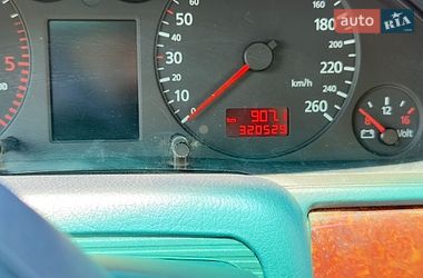 Седан Audi A4 2000 в Кривом Роге