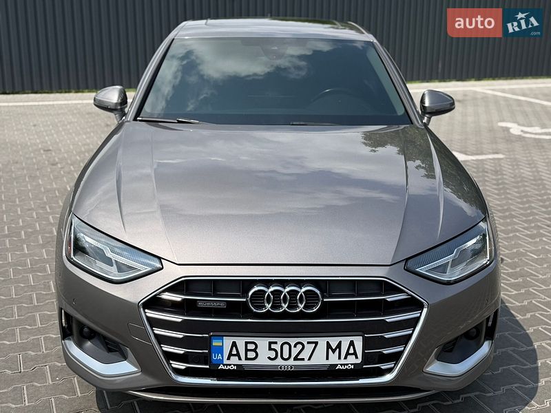 Седан Audi A4 2020 в Виннице