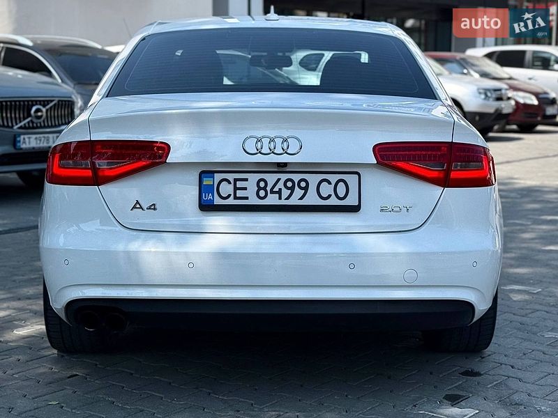 Седан Audi A4 2012 в Чернівцях