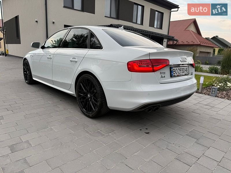 Седан Audi A4 2015 в Тернополе