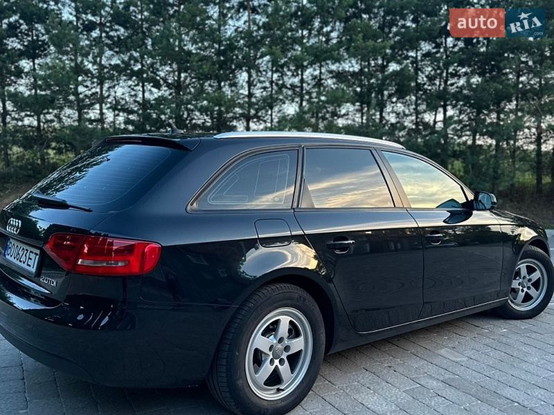 Універсал Audi A4 2010 в Тернополі