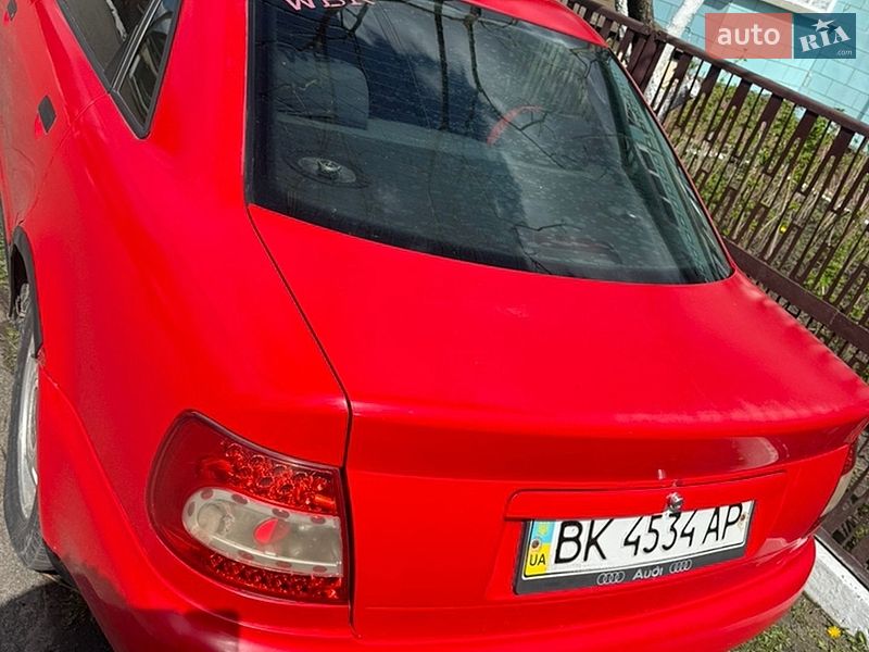 Седан Audi A4 1996 в Шепетовке