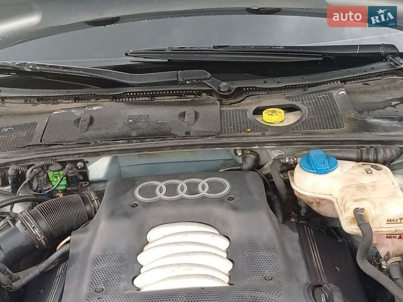 Седан Audi A4 2001 в Львове
