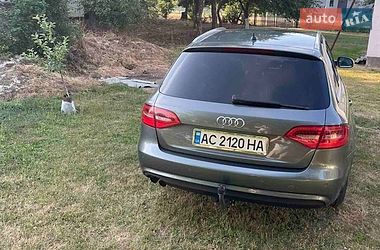 Универсал Audi A4 2012 в Нововолынске