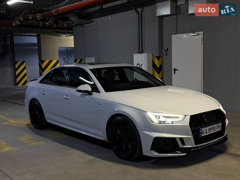 Седан Audi A4 2016 в Киеве
