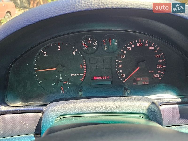 Седан Audi A4 1997 в Киеве