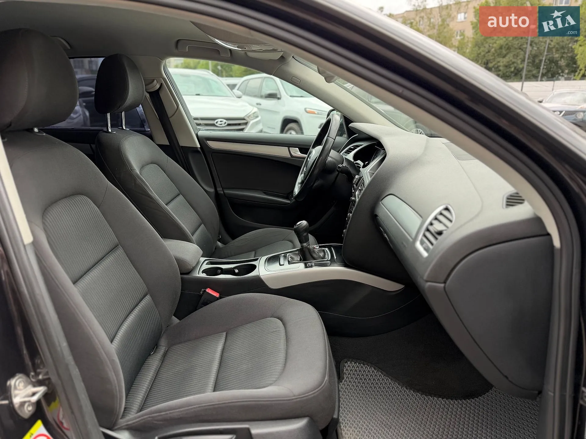 2010 Audi A4 - мініатюра 30