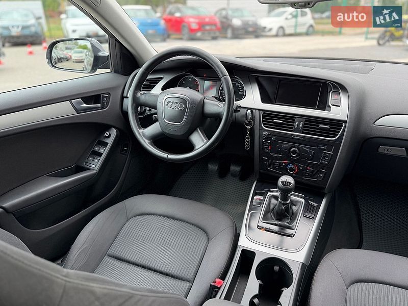 Седан Audi A4 2010 в Шептицькому фото 32 Седан Audi A4 2010 в Шептицькому