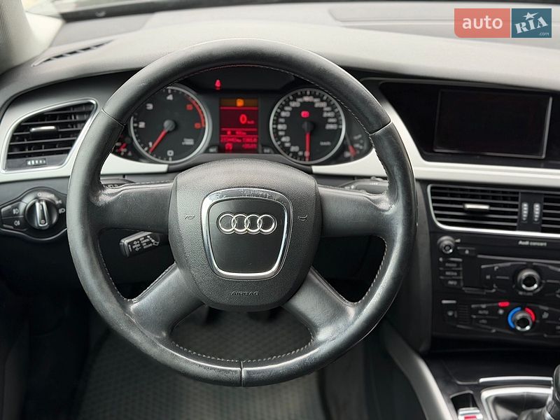 Седан Audi A4 2010 в Шептицькому