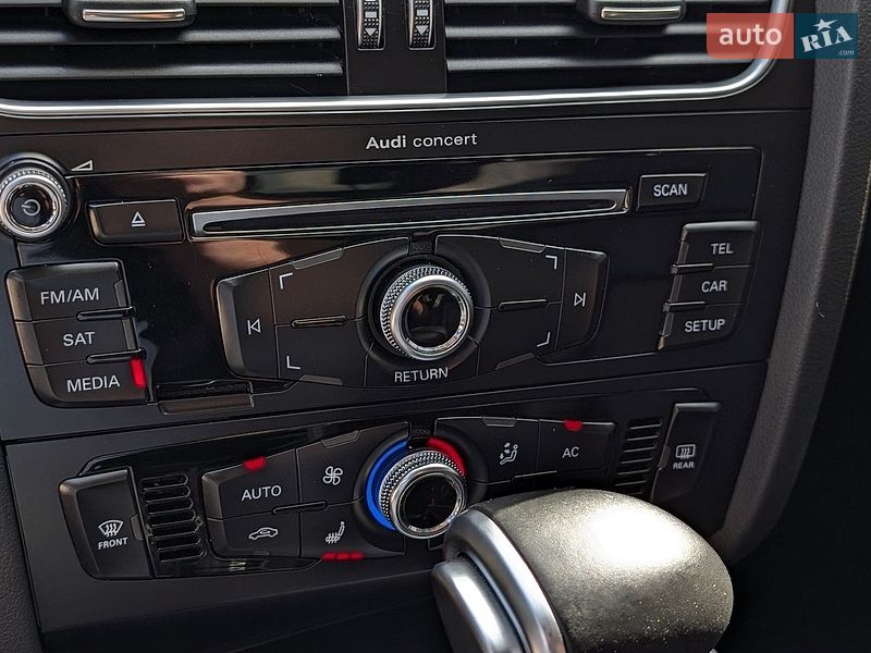 Седан Audi A4 2013 в Тернополе