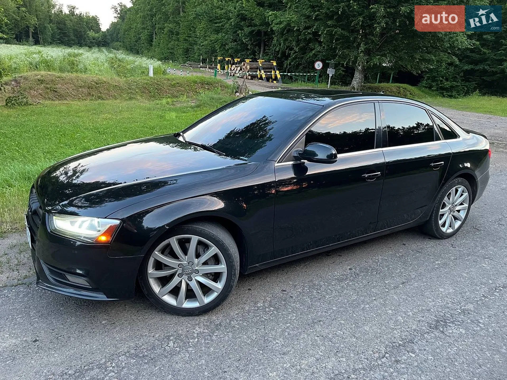 2012 Audi A4 - мініатюра 3