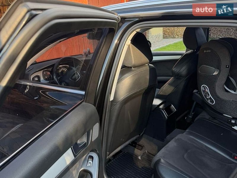 Універсал Audi A4 2015 в Дрогобичі