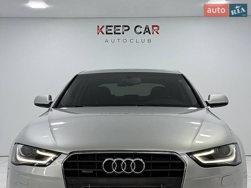 Седан Audi A4 2012 в Одесі