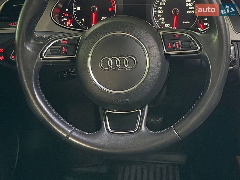 Седан Audi A4 2012 в Одесі