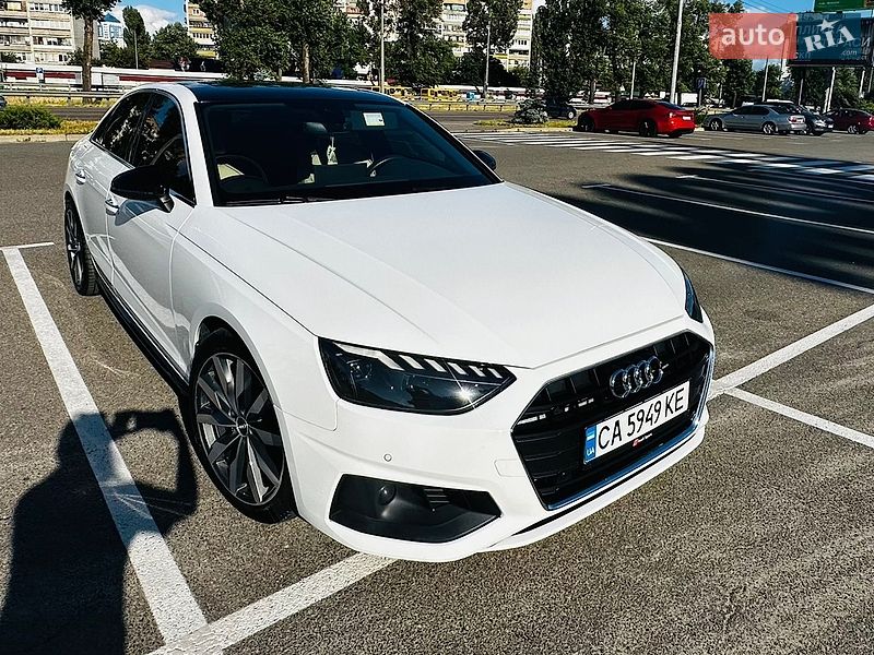Седан Audi A4 2019 в Софиевской Борщаговке