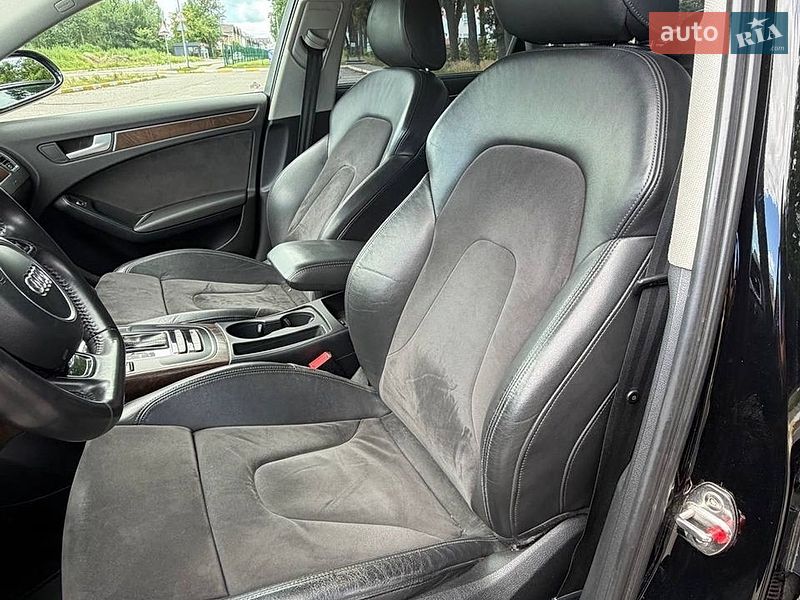 Седан Audi A4 2012 в Вишневом