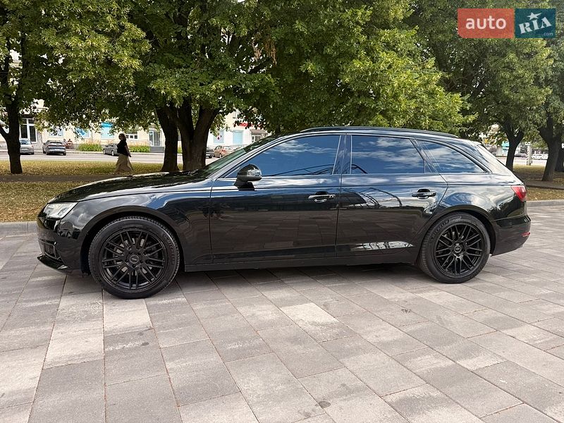 Универсал Audi A4 2016 в Полтаве